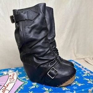 Black Leather Longer Lashes Irregular Choice Boots eu38